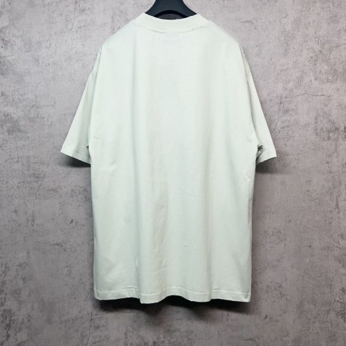 발렌시아가 의류