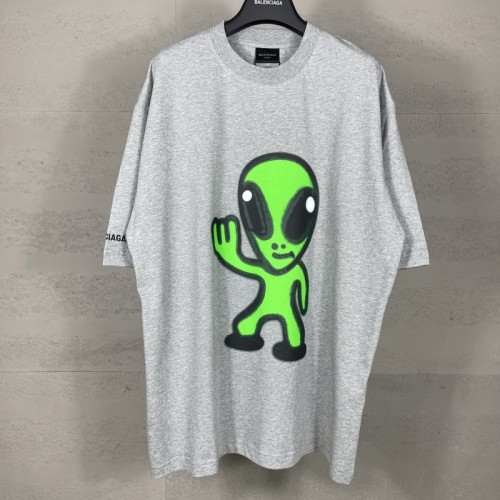 발렌시아가 의류