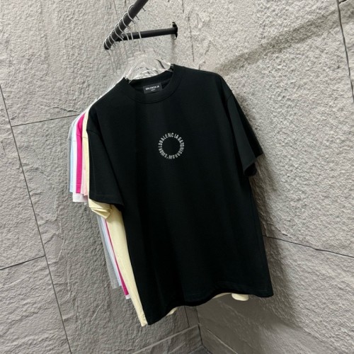 발렌시아가 의류
