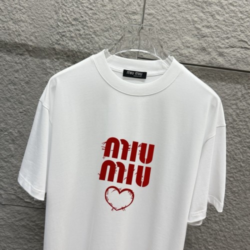 미우미우 의류